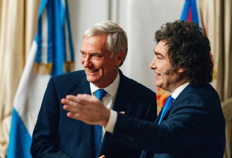 Argentine President Milei’s call logs link him to multimillion-dollar Libra rug pull: NYT