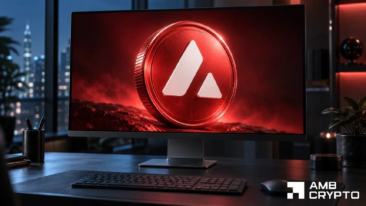 Avalanche crypto falls 8% after Helicon launch—can AVAX hold $10?