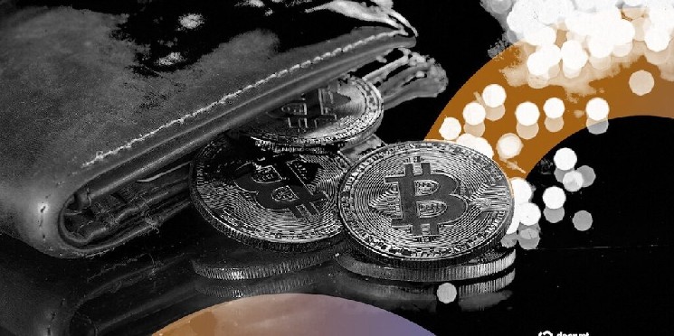 Bitcoin's Next Move Hinges on $82K CME Gap as Earnings, FOMC Loom