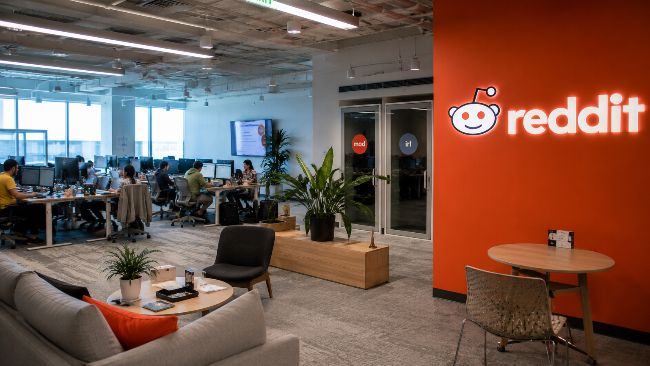Reddit stock surges on S&amp;P 500 inclusion, but Google search referral woes remain