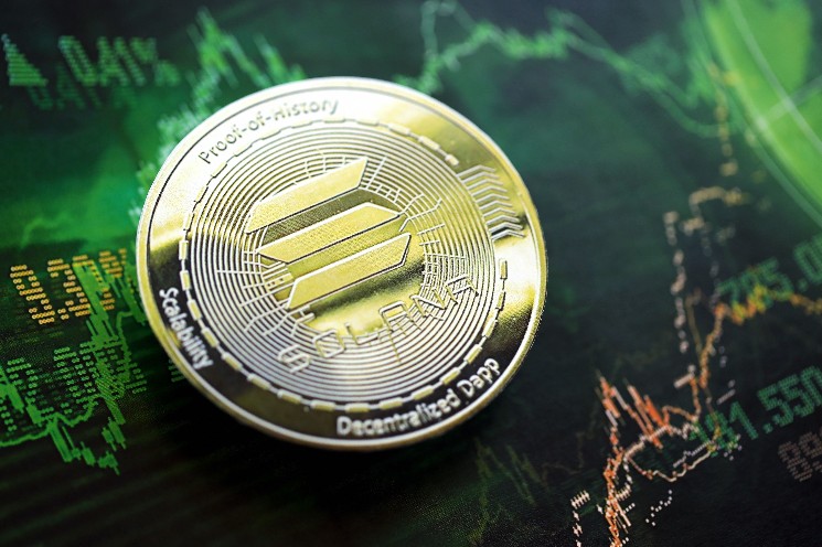 Solana Price Prediction: Analysts Split as SOL Awaits $90 Breakout
